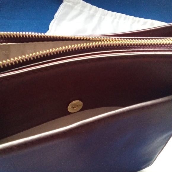 Michael Kors Leather Crossbody Bag, color Burgundy - Picture 4 of 9